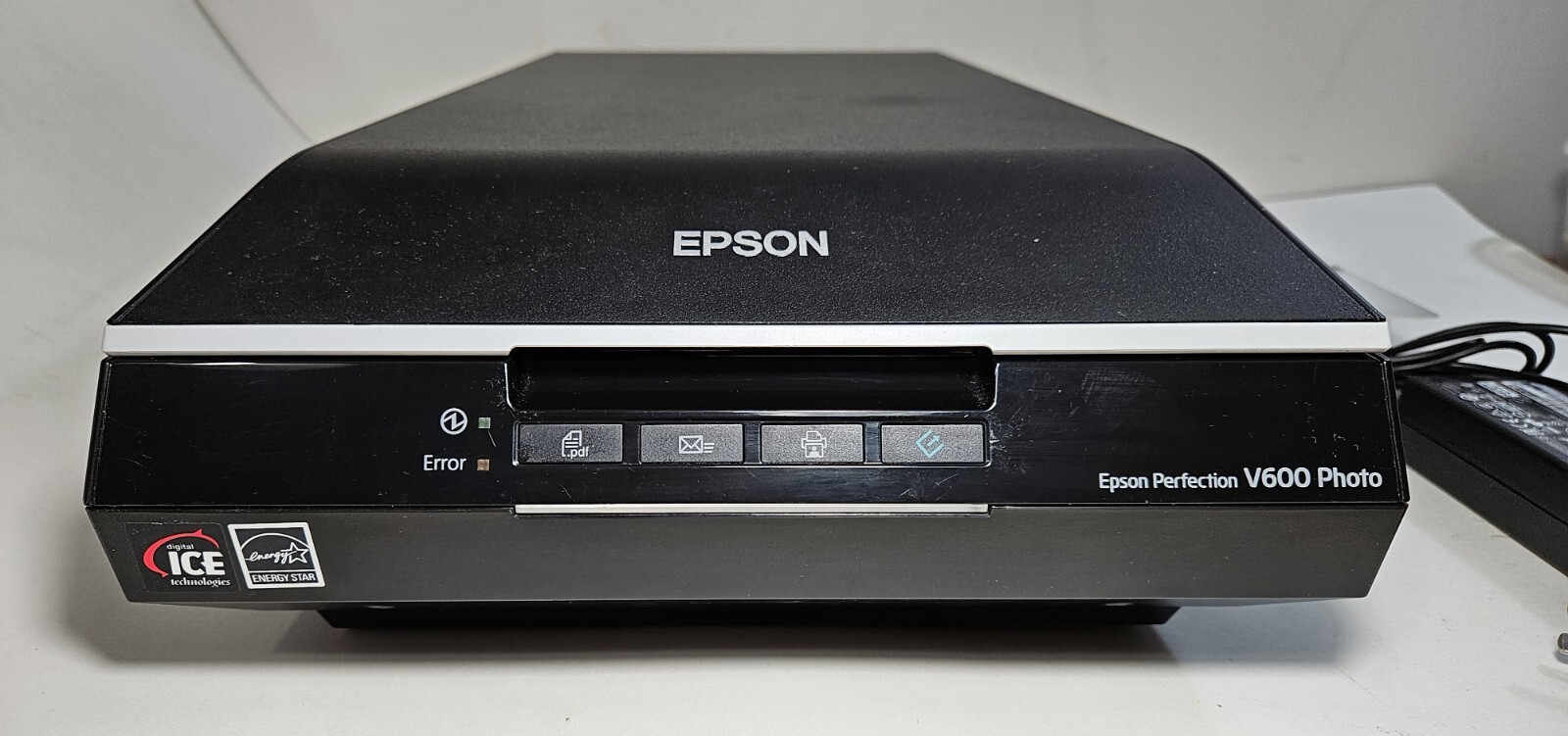 Epson Perfection V600 Photo Scanner Model J252A Tested Working Black
