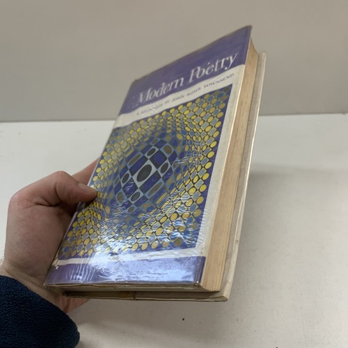 SALE Modern Poetry John Rowe Townsend 1st Ed Vintage Hardback Book 1971 RARE C6 - Imagen 2 de 14