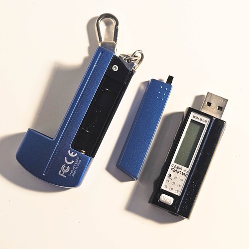 Creative Muvo TX Mp3 Player / 512MB / Rare / Vintage - Picture 2 of 9
