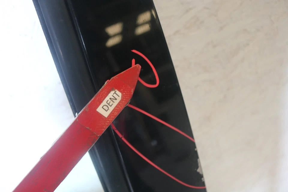 2005-2006 LINCOLN NAVIGATOR LEFT FRONT DOOR - Изображение 4 из 4