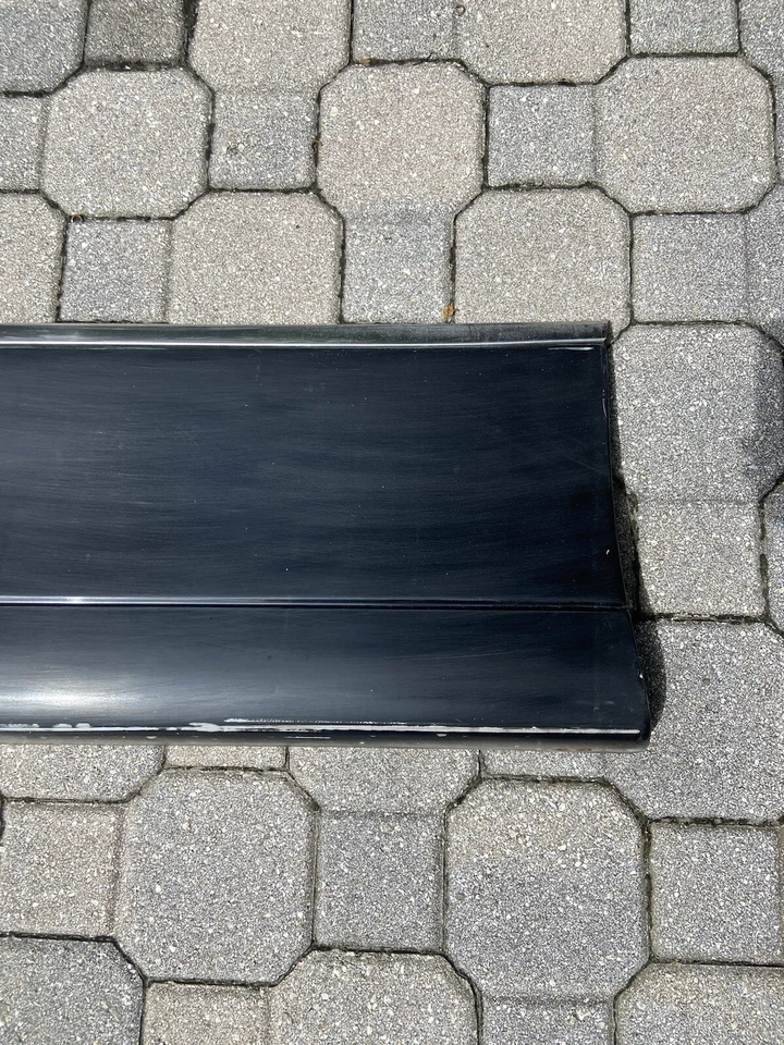 LINCOLN TOWN CAR Kristal Enterprise limusina lado del pasajero derecha moldura inferior negra Foto 3 de 4