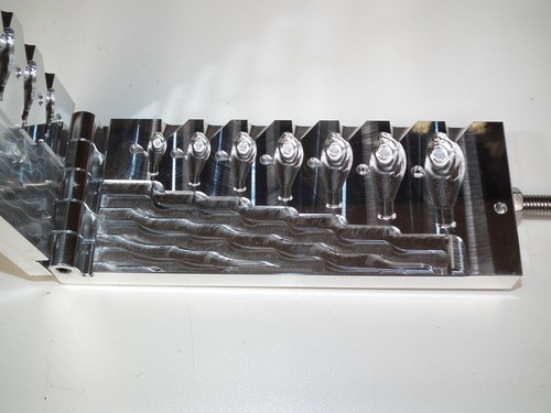 Saltwater Guppy Jig mold 1/4-2oz 32786 CNC Aluminum - Picture 2 of 6