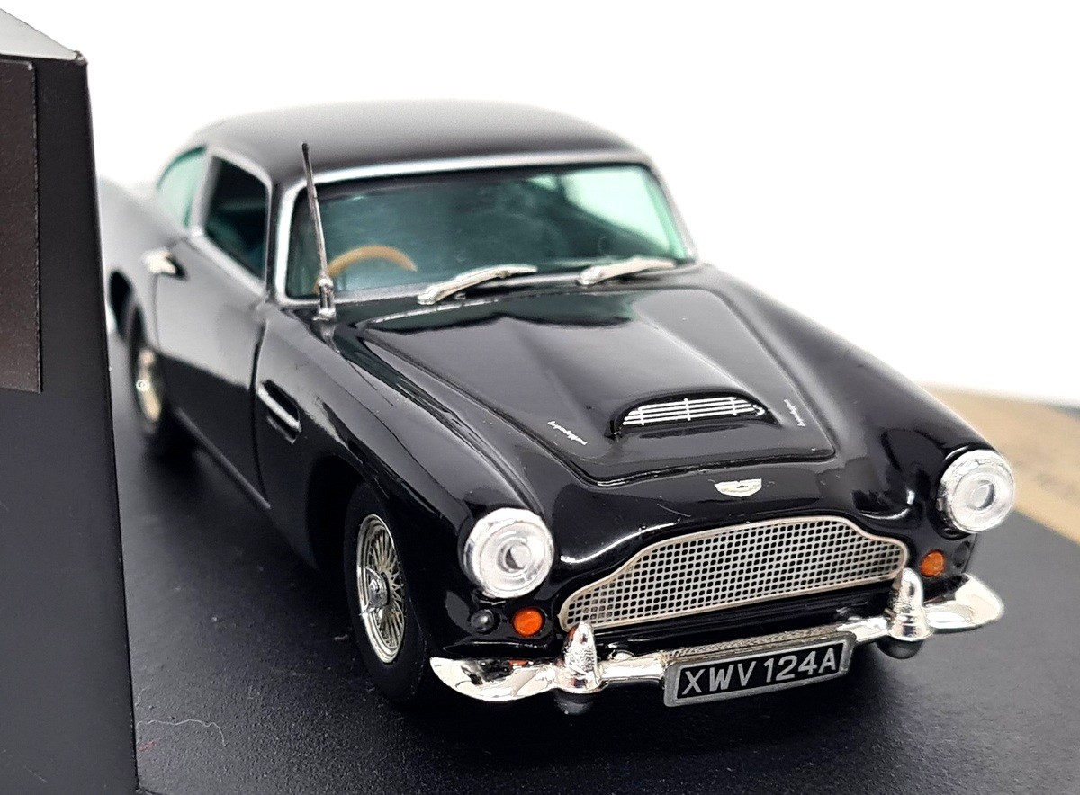 Vitesse - 1/43 Aston Martin DB4 1960 Black V087D Diecast Model Car