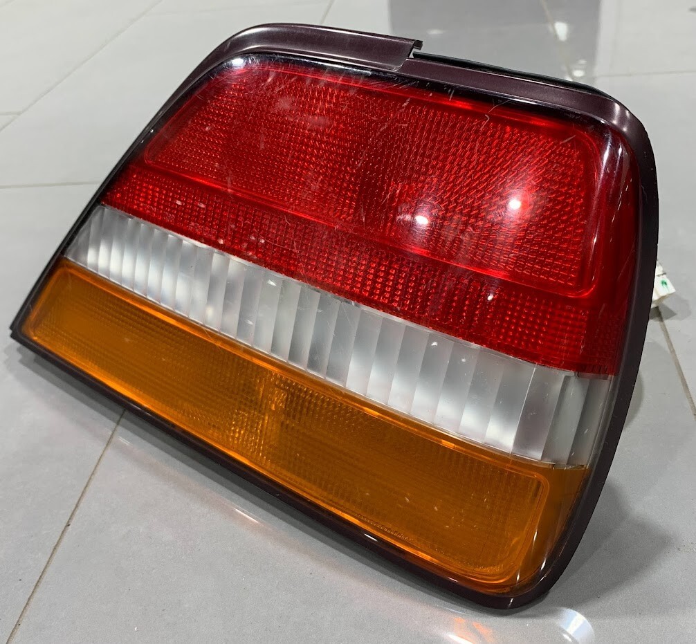 JDM RHD OEM Nissan Y33 Cedric / Gloria Used Right ICHIKOH 7368