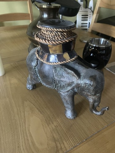 Stunning Vintage Bronze Elephant candle Holder - Picture 4 of 7