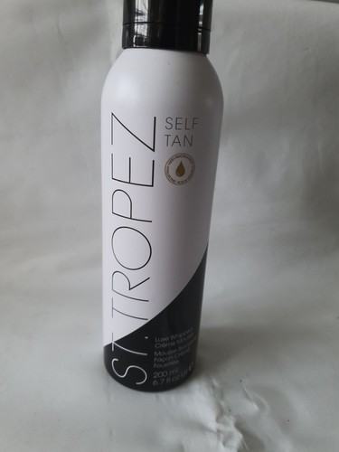 St Tropez Self Tan Luxe Whipped Mousse 200ml - Picture 2 of 5