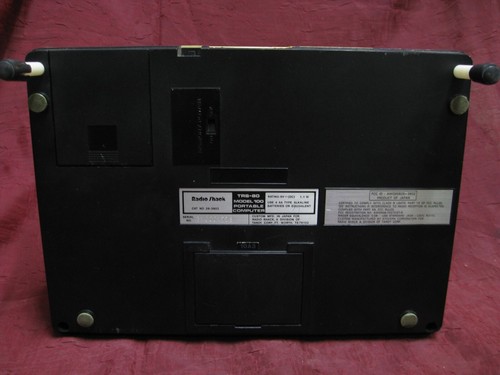 Vintage Radio Shack TRS-80 Model 100 Portable Computer + Books, Accessories - Picture 12 of 16