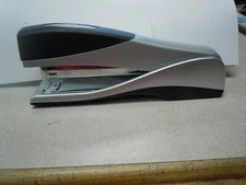 Swingline Optima Grip 25 Sheets Full Strip 1/4 in. Stapler 87811 New