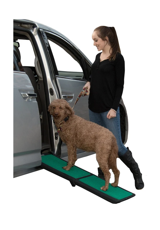 Pet Gear supertraX Ramps for Dogs and Cats, Maximum Traction Surface, Portabl... - Image 2 of 4