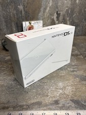 NINTENDO DS LITE POLAR WHITE HANDHELD CONSOLE LITTLE USE BOXED COMPLETE 1 game 