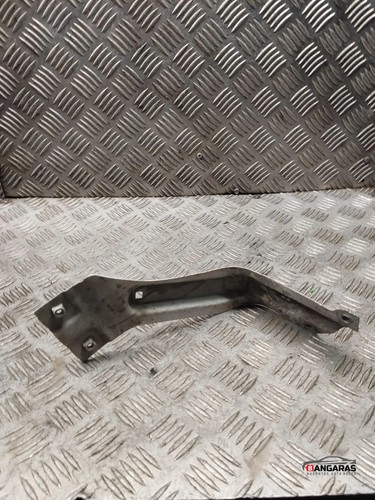 VW CADDY III Variant 2KB, 2KJ, 2CB, 2CJ Kotflügelhalter vorne rechts 33077446