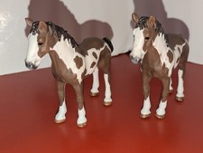 Lot of 2 Schleich PINTO YEARLING FOAL 2010 Colts Horse Animal Figure