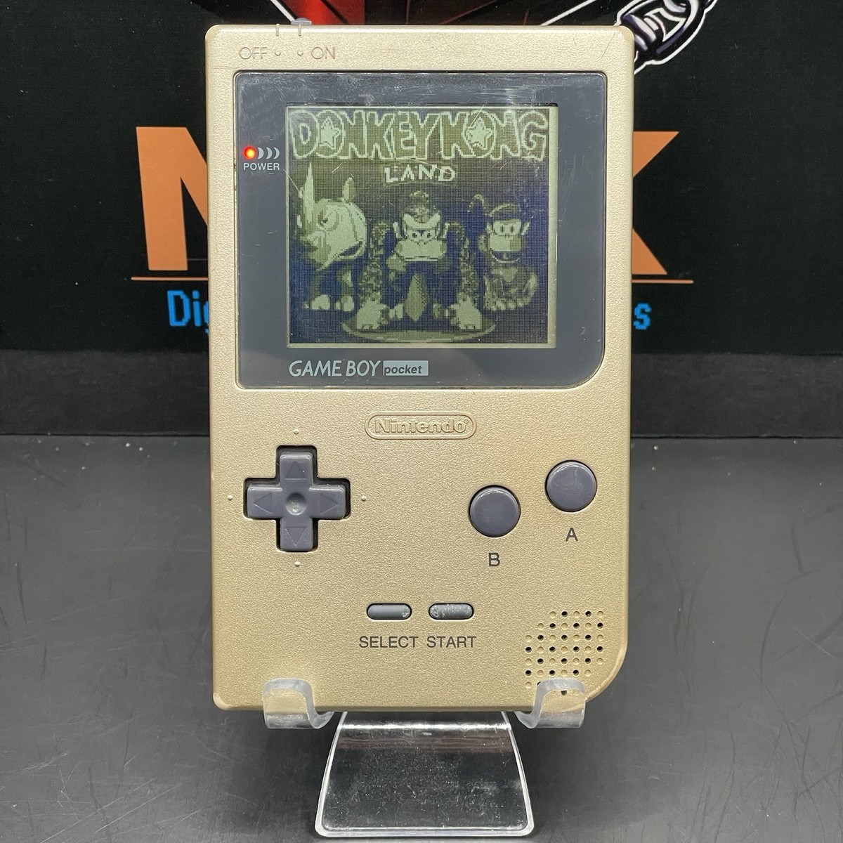 Nintendo Gameboy Pocket Gold Donkey Kong Limited Edition GBP