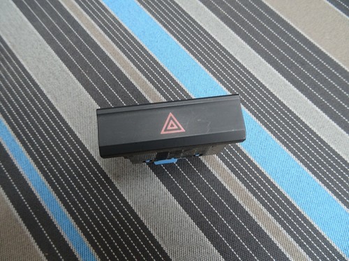 Original VW T-Roc Warnblinkschalter WBS 2GA953509