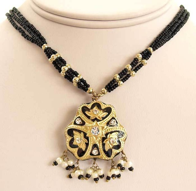 India, Lakh, Pendant Necklace. Black & Gold eBay