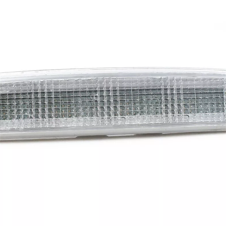 8334A113 High Mount Stop Lamp Third Brake Light For Mitsubishi