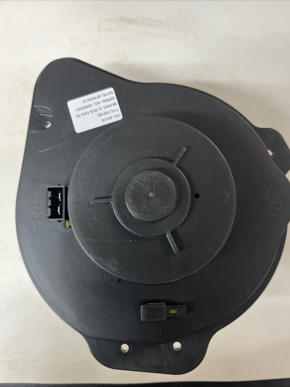 TYC 700163 HVAC Blower Motor for 1998-2004 Volvo C70 S70 V70