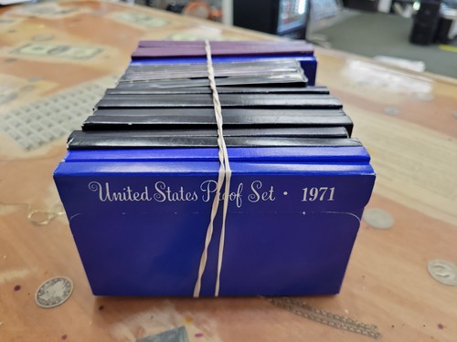 1971-1987 US Coin Proof Set Lot With Boxes (sequential set of 17) - Picture 3 of 6