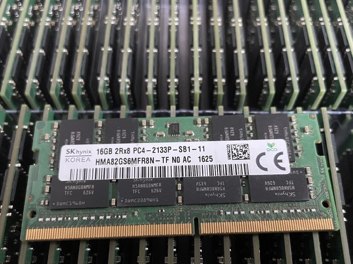 PC4-17000 (DDR4-2133) Bus Speed Computer RAM 16 GB Capacity per
