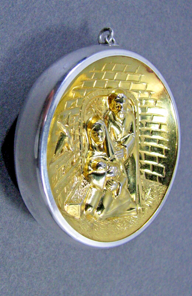 Beautiful Vintage Sterling Silver Oneida Nativity Ornament / Pendant w