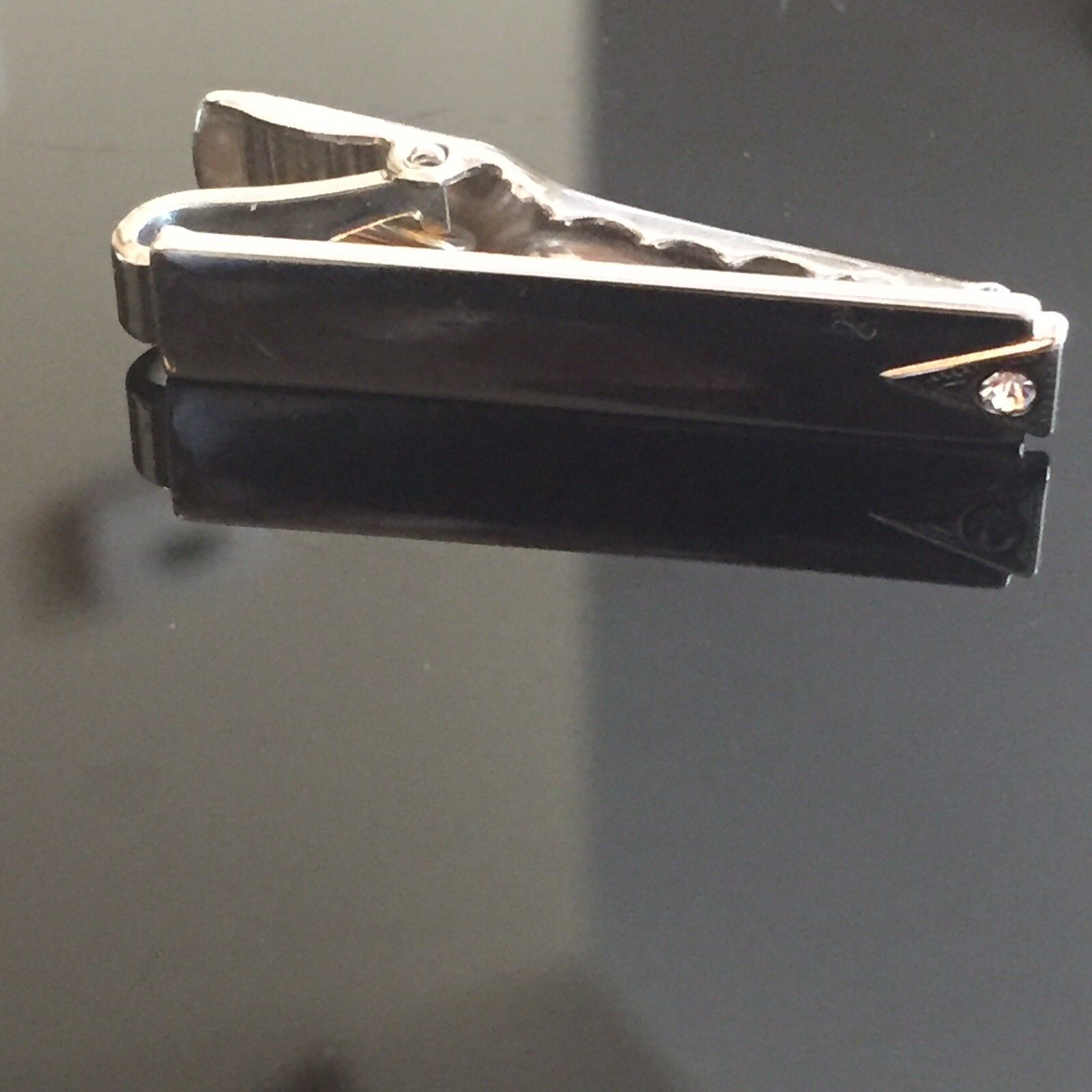 Picture 2 of 4