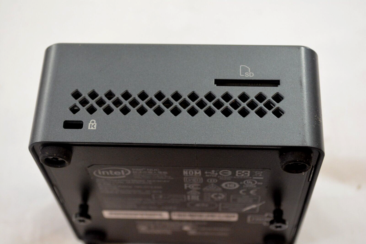 INTEL NUC6CAYS Mini J3455 @ 1.50GHz, 2GB Ram, 32GB EMMC, Windows