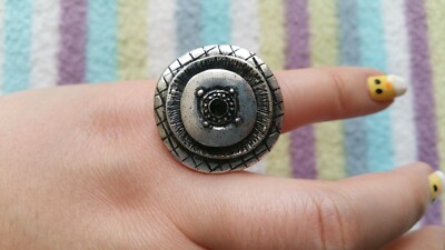 Neu Funky einzigartig silberfarben rund geschnitzte Muster Schmuck Statement Ring