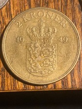 1949  Denmark Danish 2 Kroner Frederik IX Crowned Shield Coin