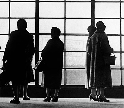 Berlin S Bahn Station Westkreuz Waiting passengers on the platform 1958 Photo