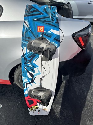 O'Brien System Wakeboard with Clutch Bindings 140cm Black/Blue/Green