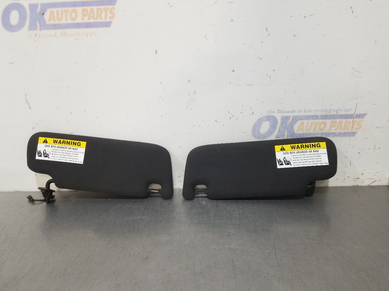 22 2022 MASERATI LEVANTE SUN VISOR SET BLACK SUEDE