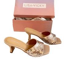NWT Lisa Vicky Pretty-V Champagne PYT Sequin Mules.  Size 7