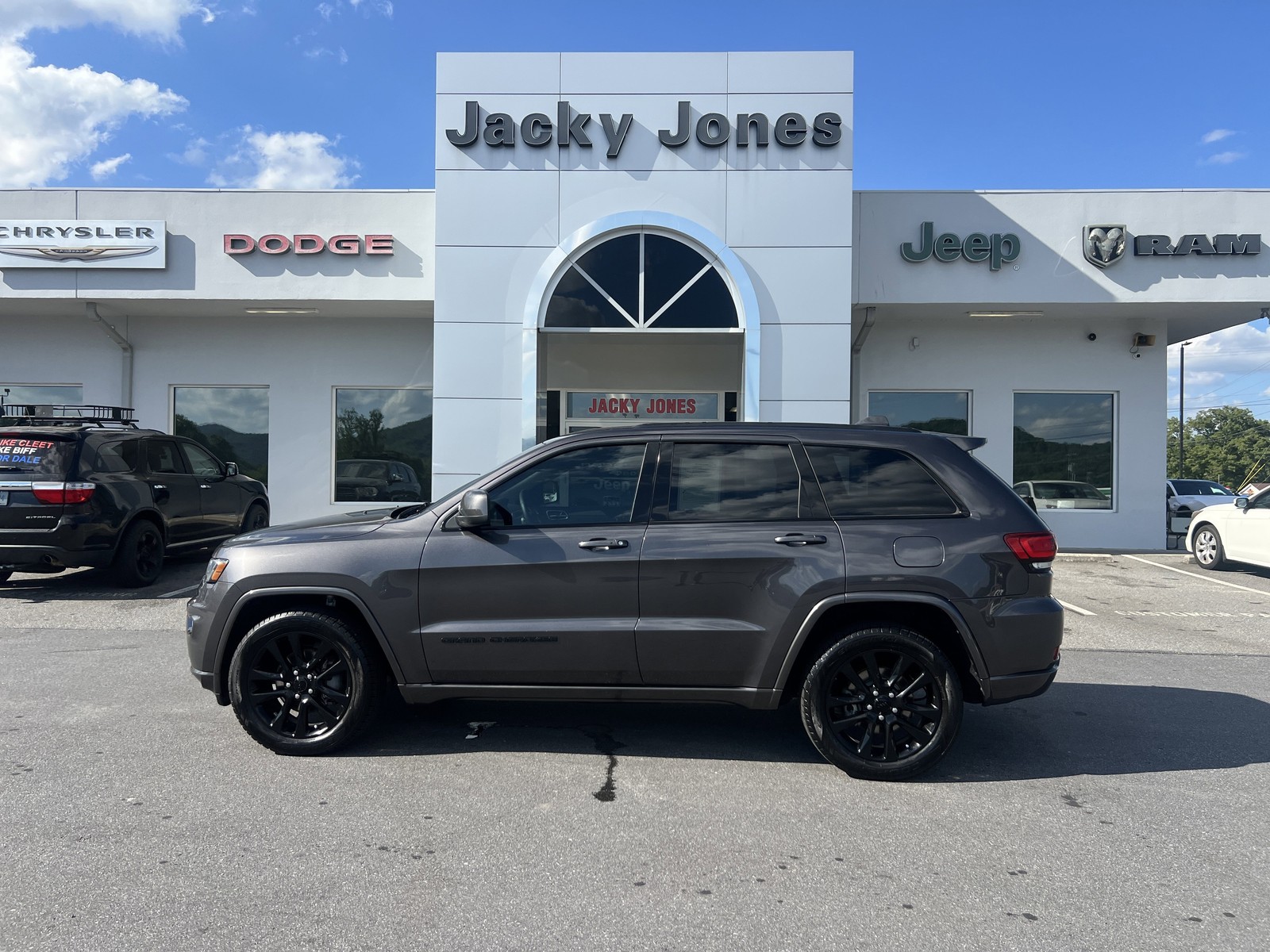 2017 Jeep Grand Cherokee Altitude