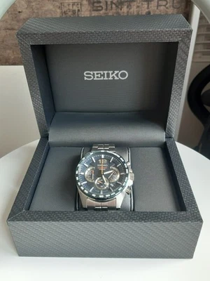 Seiko Chronograph Conceptual Sport  herren Uhr Silber SSB345P1 NEU - Bild 1 von 4
