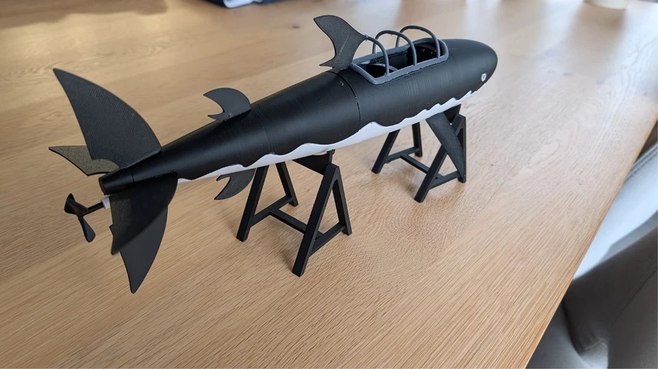 Sous-marin requin Tintin - Immagine 2 di 2
