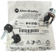 New Allen Bradley 800FM-KM21 * 2 Position Key Switch, Maintained