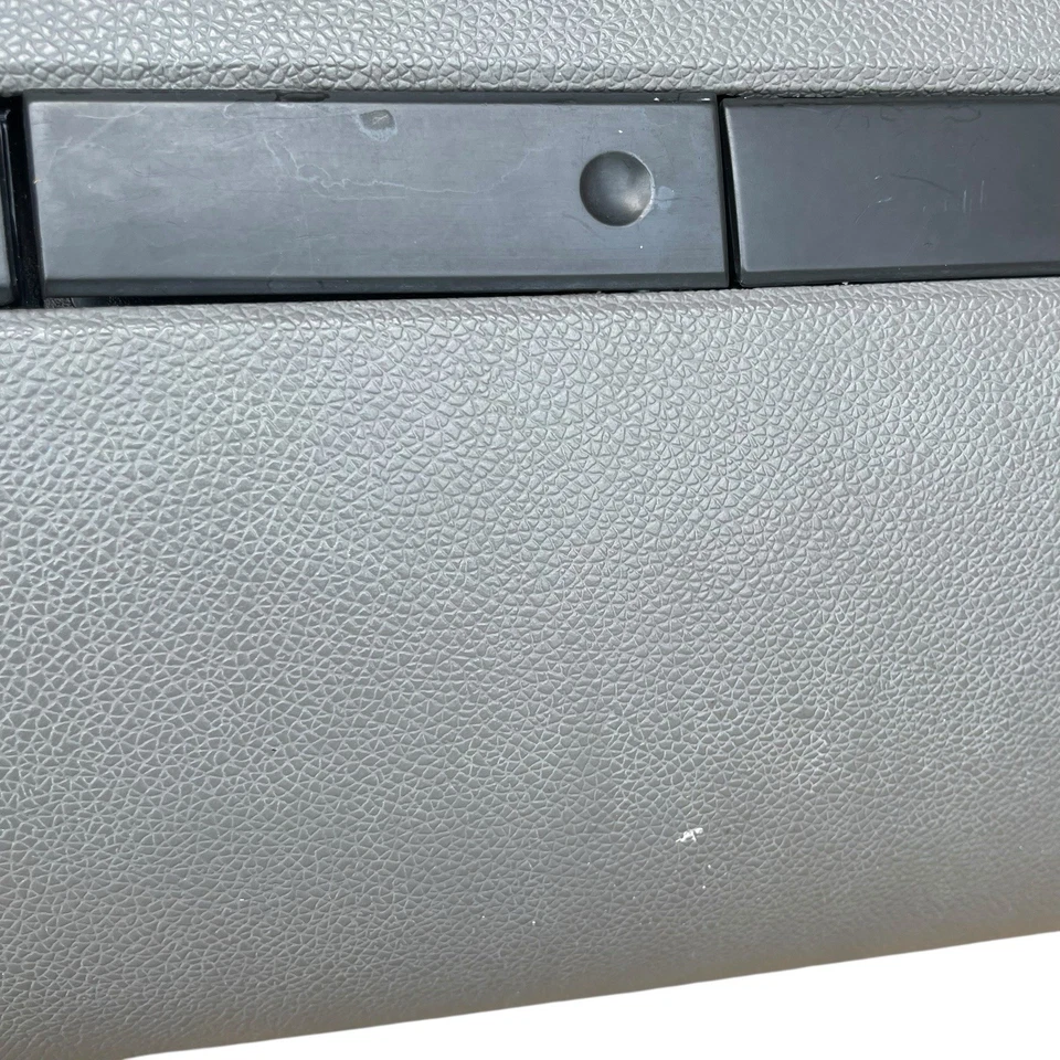 2007-2014 Silverado Sierra Upper Glove Box 25826741 Black - Image 3 of 4