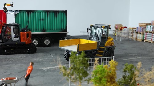 LESU 6MDX-B Metal 1/14 RC Hydraulic Dump Truck Remote Control Tipper Car Model - Video 1 of 1