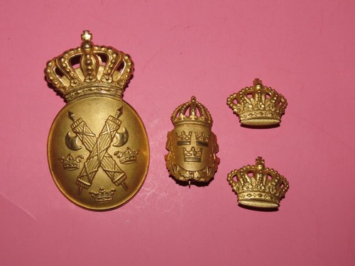 c.1926 SWEDISH POLICE HAT BADGE PIN AND 