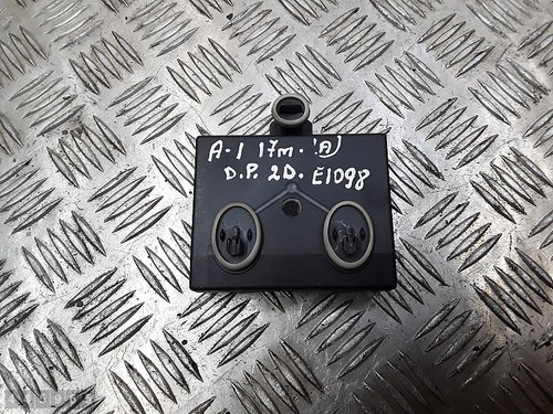 AUDI A1 STEUERGERÄT STEUERGERÄT TÜRSTEUERGERÄT/MODUL 8X0959793F Bj 2017