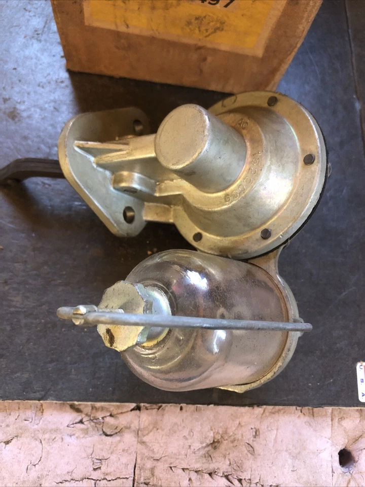 1937 -40 NASH LAFAYETTE AC FUEL PUMP IN BOX 497 Foto 3 de 4