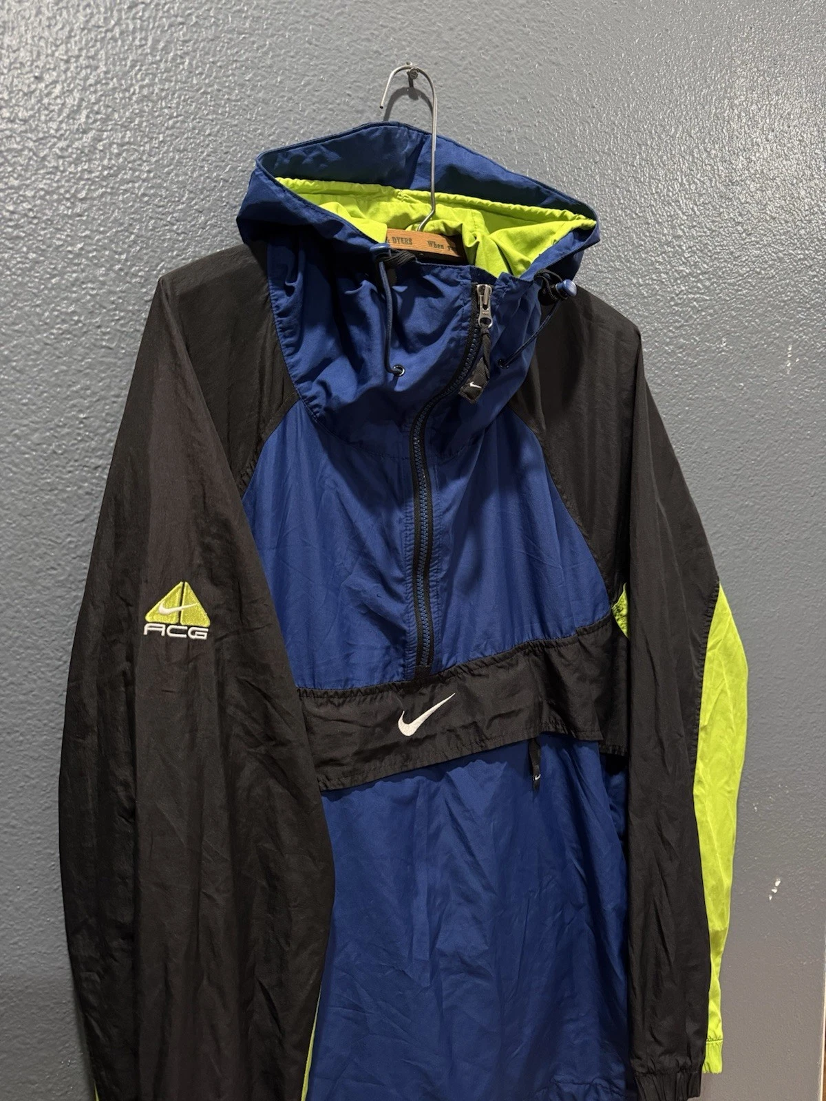 Vintage 90’s Nike ACG Volt Green Blue Anorak Windbreaker Jacket Size Large Men’s
Opens in a new wind