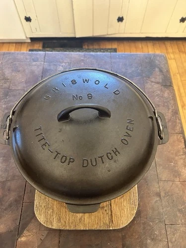 Griswold Cast Iron Tite Top Dutch Oven No. 9 Stockpot and Lid