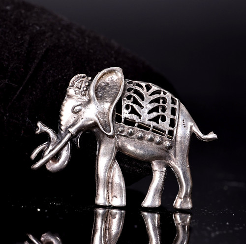 Sterling Silver Elephant Statue Brooch
