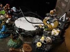 Skylanders Swap-Force Lot Of 17 Plus Portal Of Power
