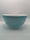 Pyrex 403 Solid Turquoise Robin Egg Blue 2.5 Quart Mixing Bowl Excellent Gloss