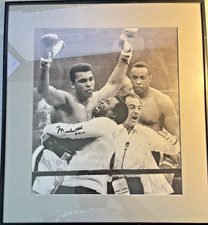 Muhammad Ali Boxing Cards and Autographed Memorabilia Guide 37