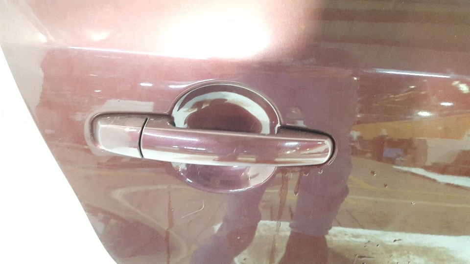 Puerta trasera derecha Borgoña OEM 2008 2009 2010 2011 2012 2013 Suzuki SX4 tracción delantera 4 puertas Foto 2 de 4