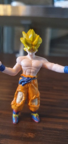 Figurine Goku vs Tao Pai Pai - Scène Culte | DBZ Boutique