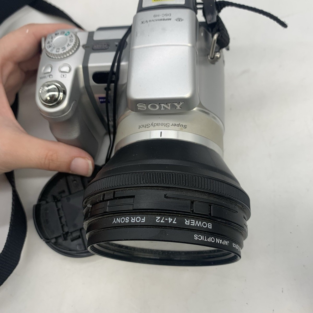 Sony Cyber-shot DSC-H9 8.1 MP Digital Camera - Silver for sale